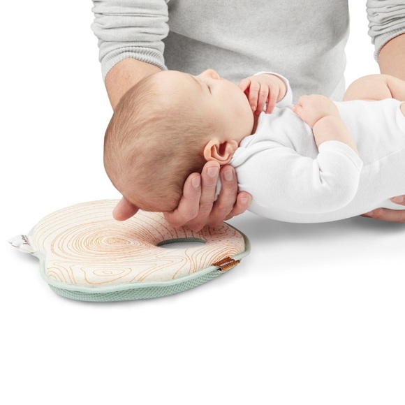 NWOT Babymoov lovenest natural care pillow - Picture 3 of 4